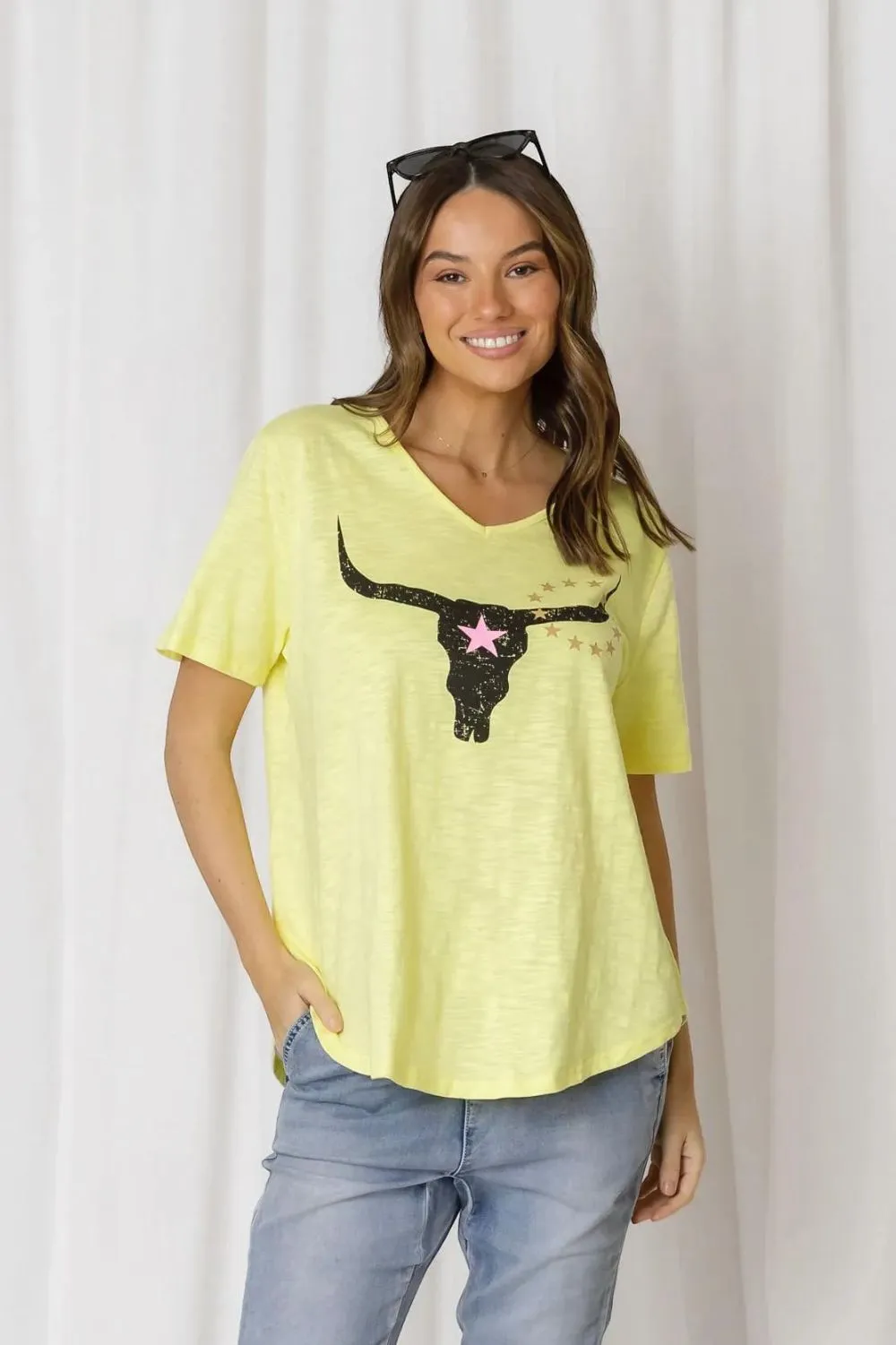 Avalon Steer V-Neck Tee | Citrus