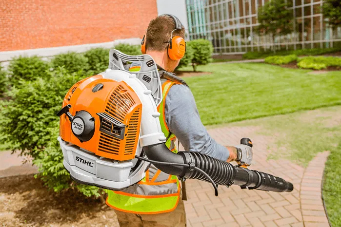 STIHL BR 600 Backpack Blower with Low Emission Technology