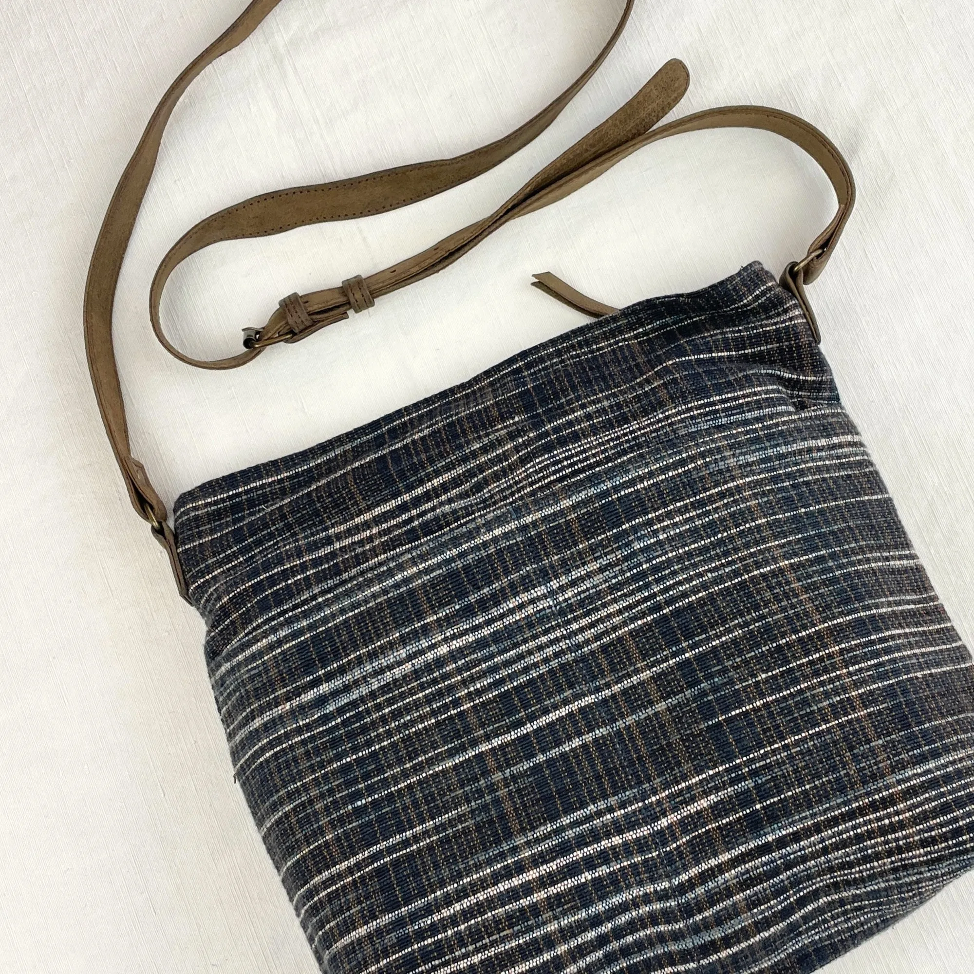 THAILO Woven Cotton Leather Cross Body Bag Purse