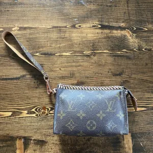 The Small Jay - Rose Gold Vintage Wristlet