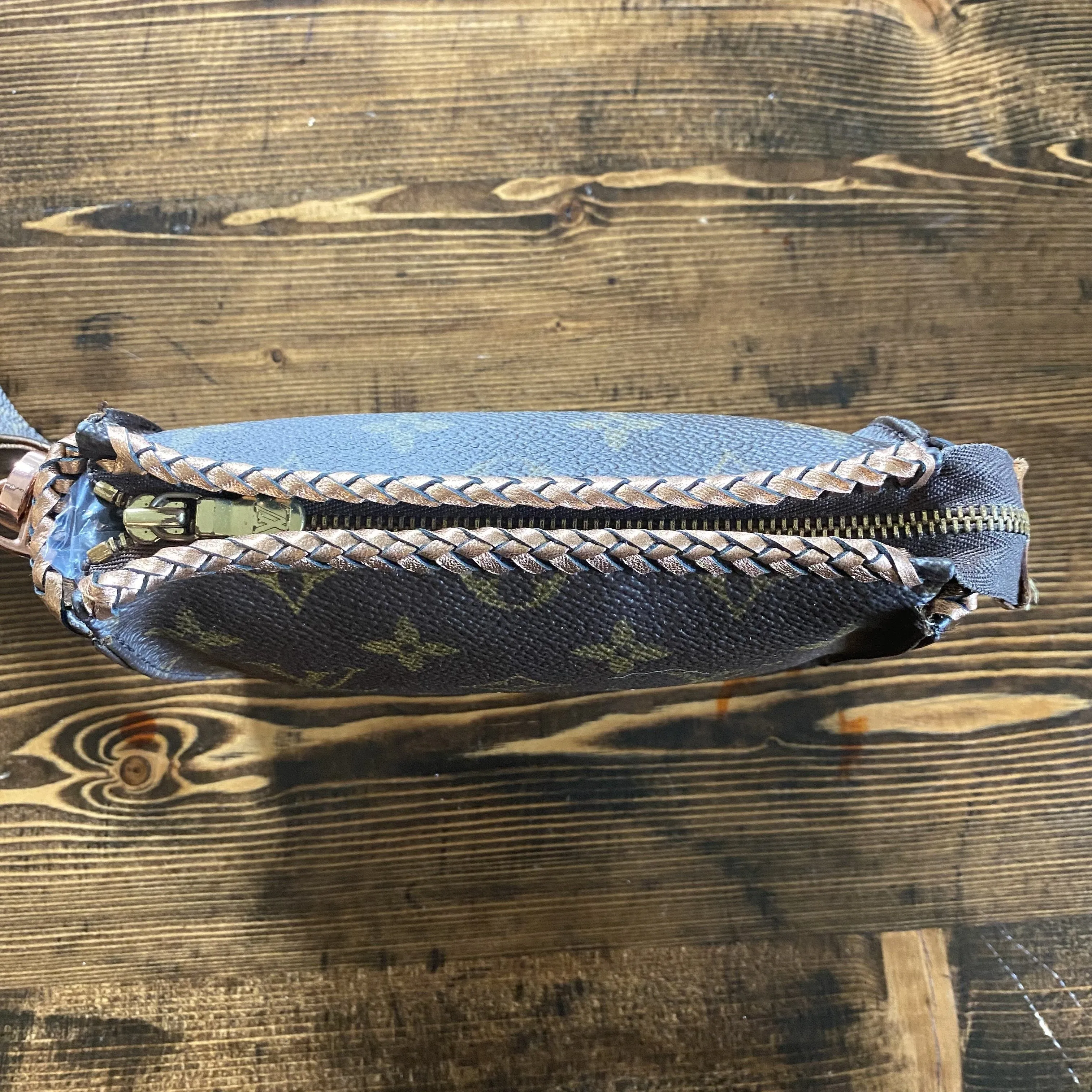 The Small Jay - Rose Gold Vintage Wristlet